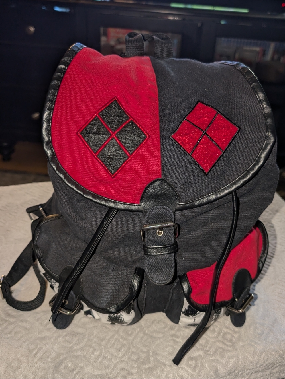 HARLEY QUINN Bioworld Black Branded Interior Label